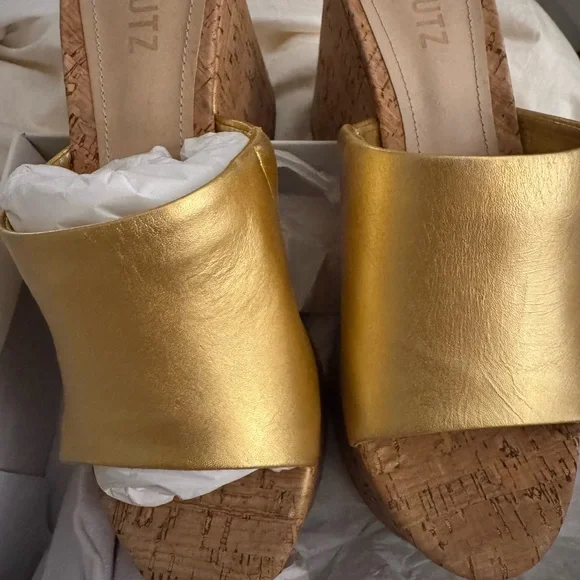 Schutz gold platform sandals - Picture 2 of 5